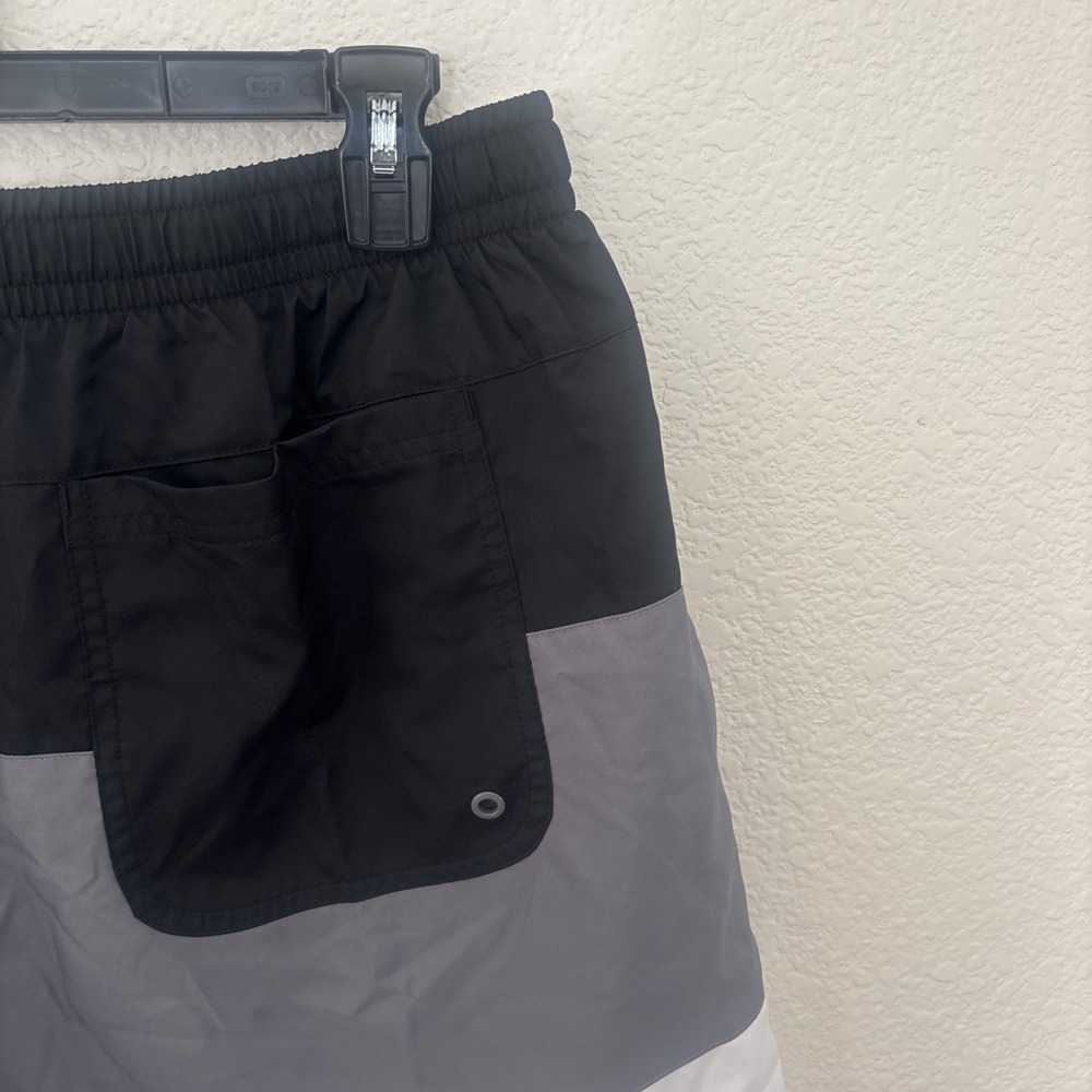 Nike Shorts Mens Medium Black Club Woven NSW Sportswear Stripe CJ4486-010 - Picture 15 of 15